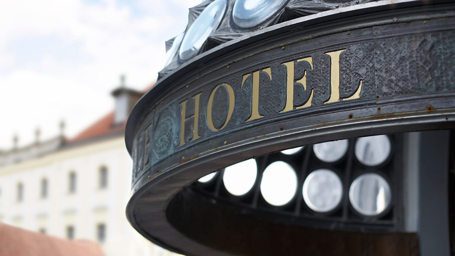 Kimpton Hotels: Bring the Customer Journey to Life with Marketing Cloud